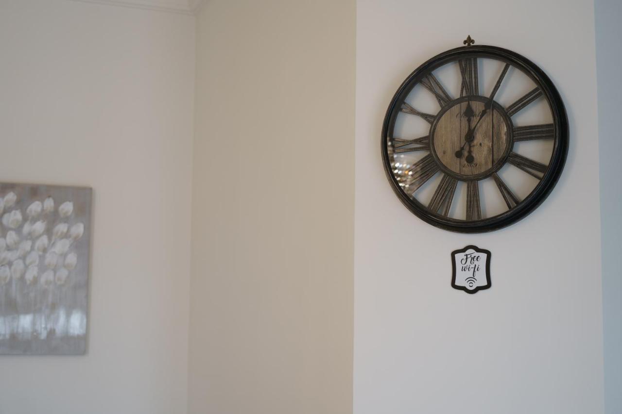 Caffetteria Luca Suite & Rooms Bronte Eksteriør billede