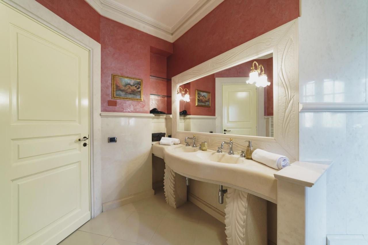 Caffetteria Luca Suite & Rooms Bronte Eksteriør billede