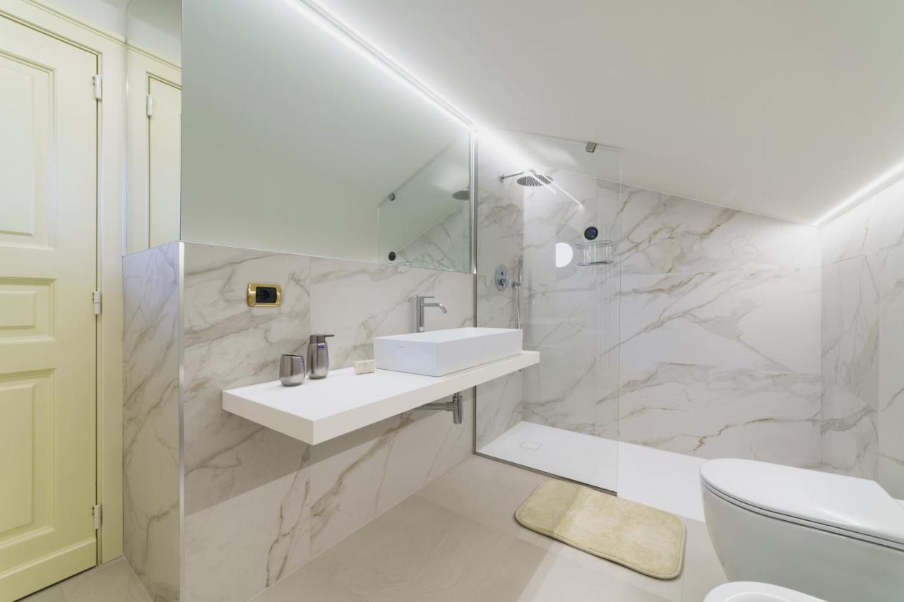 Caffetteria Luca Suite & Rooms Bronte Eksteriør billede