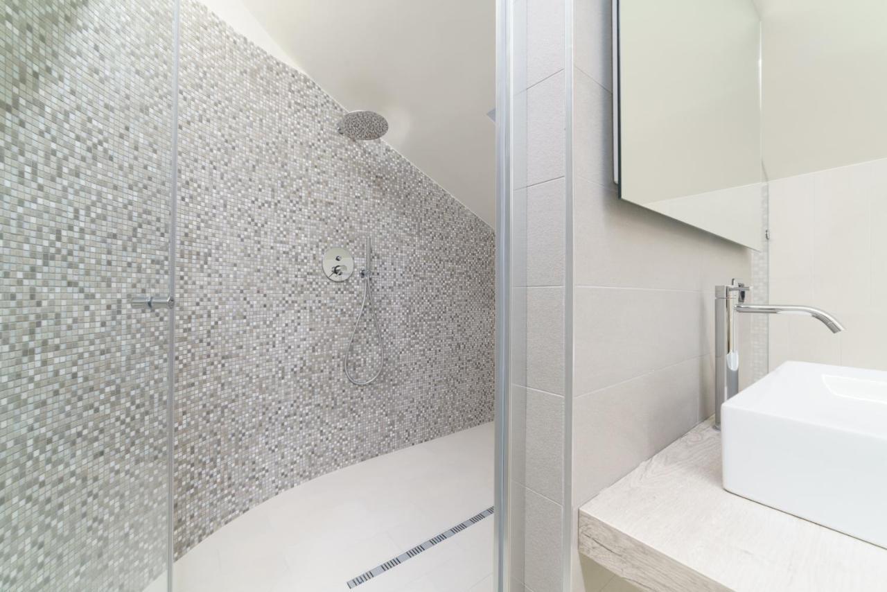 Caffetteria Luca Suite & Rooms Bronte Eksteriør billede