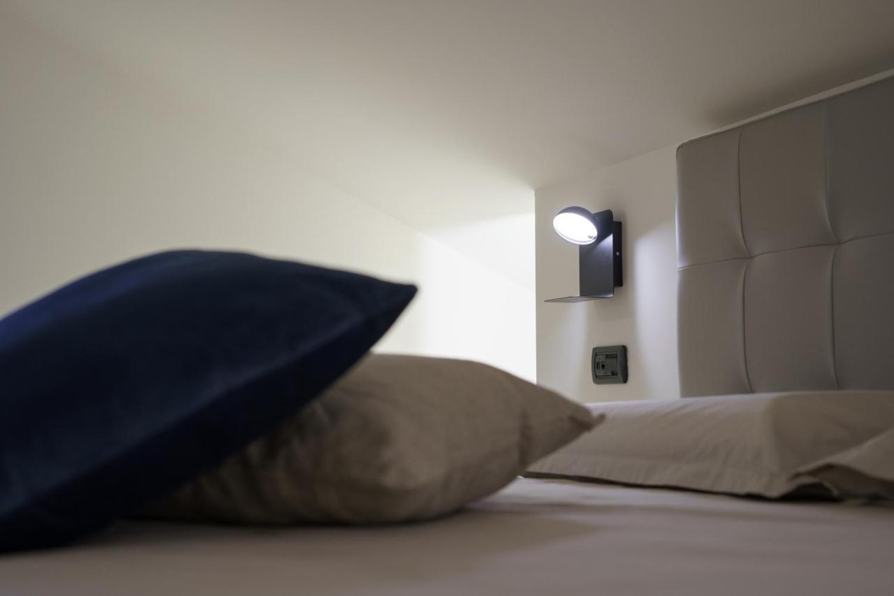 Caffetteria Luca Suite & Rooms Bronte Eksteriør billede